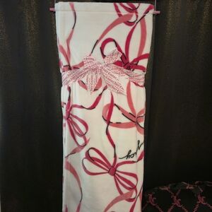 Juicy Couture White Blanket with Pink Bow Pattern